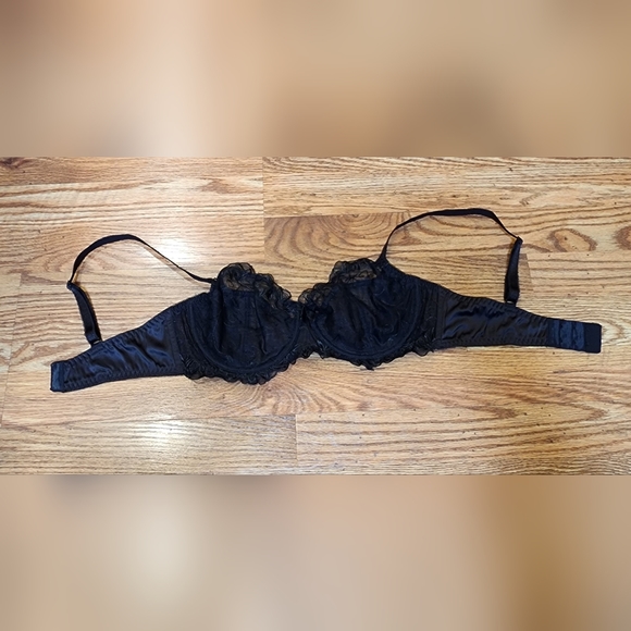 Gorgeous Black Lace Demi Cup Bra Size 34D ♥︎ Underwire Bra ♥︎ - Picture 11 of 11